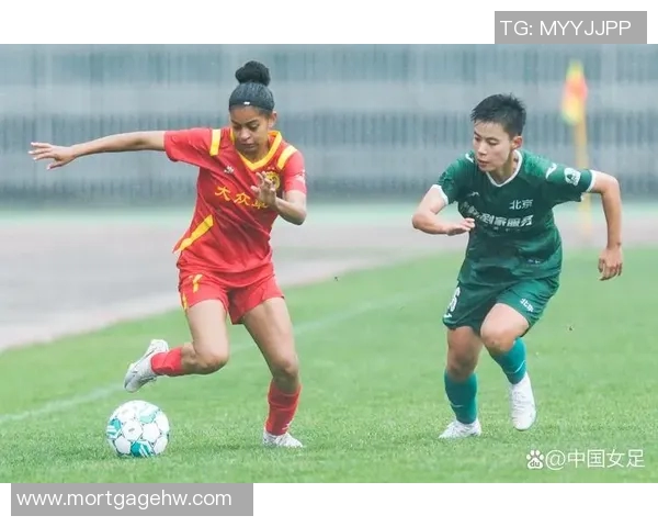 女超联赛冠军争夺战分析各队实力与形势展望